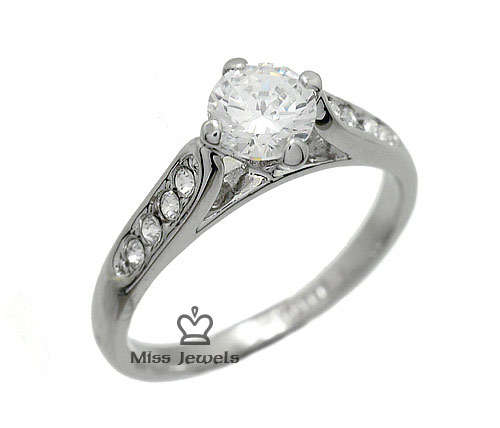 **0.50 ct Sparkling Solitaire Engagement Ring**GORGEOUS**Size 9