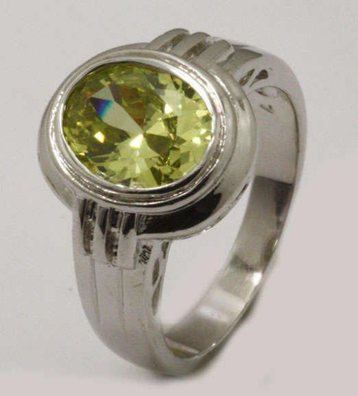 **JUST ARRIVED**3ct cz oval cut dress ring**Size 7