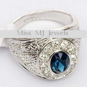 **[Size 10]**Stunning sapphire simulated dress ring