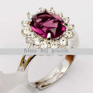 **Stock Clearance**Stunning simulated amethyst engagement ring**Size 6.5