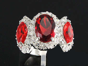 **WoW**Absolutely gorgeous**Simulated ruby and diamond dress ring**Size 6