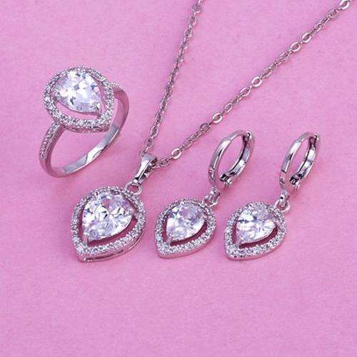 ***INCREDIBLE VALUE FOR MONEY***Matching Ring, Pendant and Earrings set***