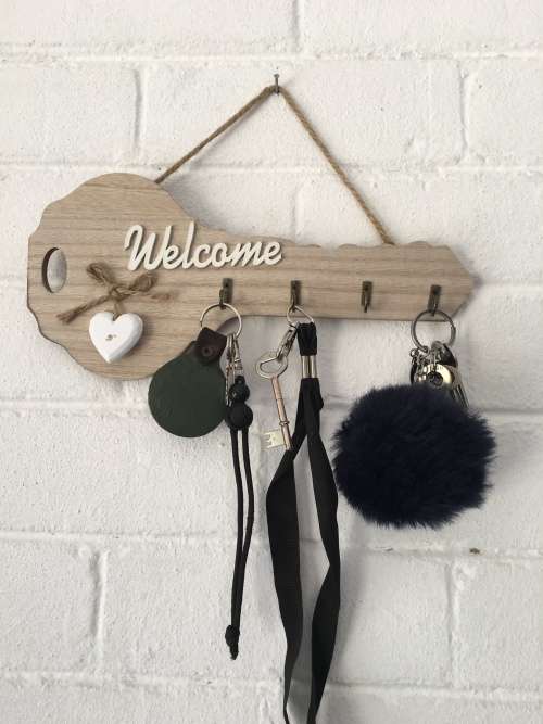 Welcome Wooden Wall Key Hanger