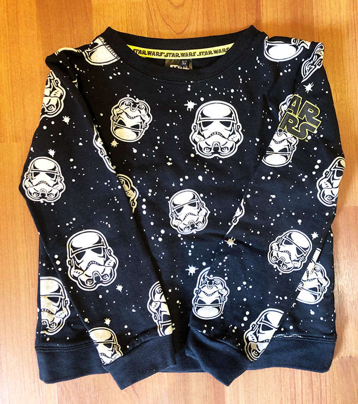 Star Wars Printed Full Sleeve Black Jumper 100% Cotton- For 4-5 Years Boys(USED)