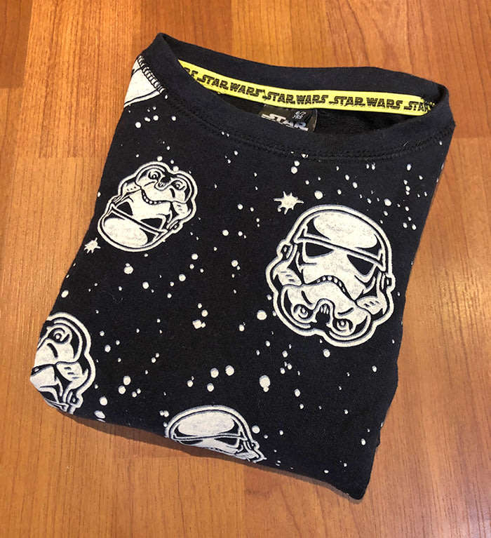 Star Wars Printed Full Sleeve Black Jumper 100% Cotton- For 4-5 Years Boys(USED)