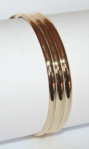 3 x 9ct Yellow Gold 4 mm Bangles