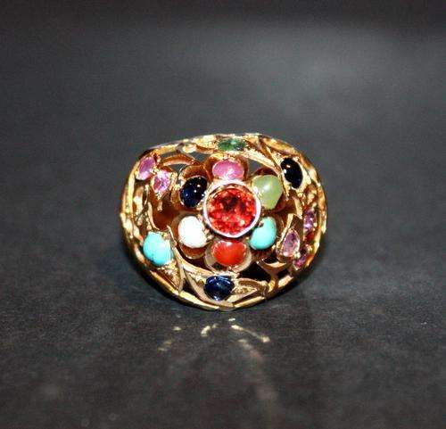 Vintage 18ct Solid Gold Multi Colour Stone Dome Ring