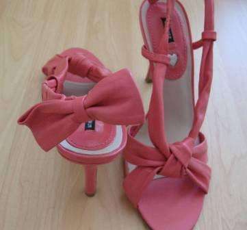 SOCRATI - SCHUTZ Pink Sandals