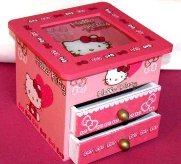 Hello Kitty Wooden Jewellery Box