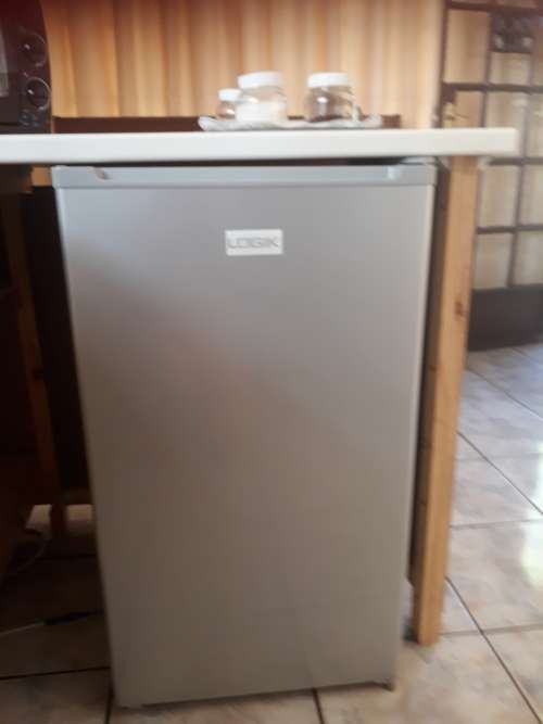 Bar Fridge (Logic) in good condition