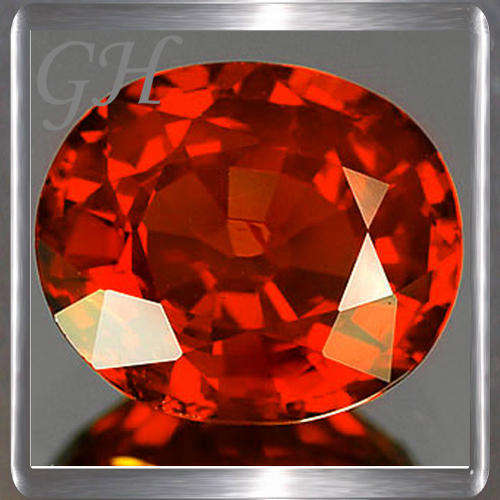 Natural Spessartite Garnet Red/Orange 4.19ct Oval Cut, Intense Gemstone