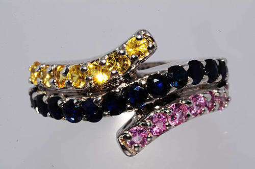 ABSOLUTELY STUNNING NATURAL SAPPHIRE RING IN .925 STERLING SILVER - VERY HIGH RETAIL VALUE