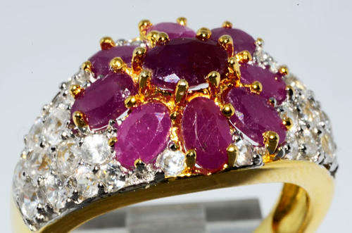 MAGNIFICENT 14CT GP SOLID STERLING SILVER .925, 4 CT NATURAL RUBIES WITH SAPPHIRES RING SIZE 9.