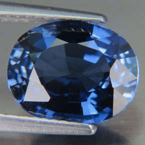 ABSOLUTELY STUNNING  4.50  CT  KASHMIR BLUE SAPPHIRE (OVAL)