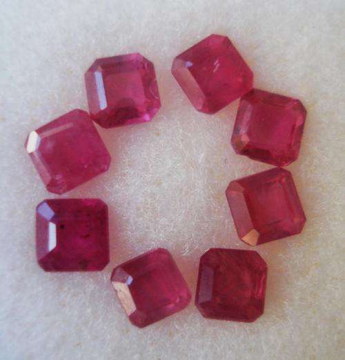 NATURAL PINKY RED RUBIES - 2.31 ct CT