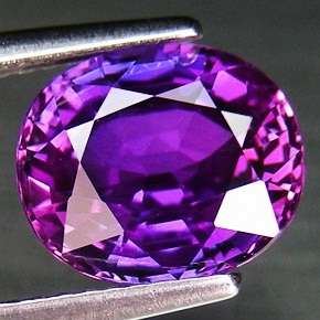 GORGEOUS   5.00 CT  OVAL SHAPED PURPLE SAPPHIRE