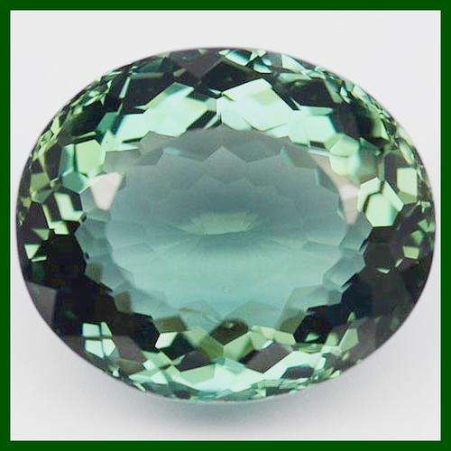 STUNNING  GREEN  QUARTZ   20.36 CT  OVAL SHAPE