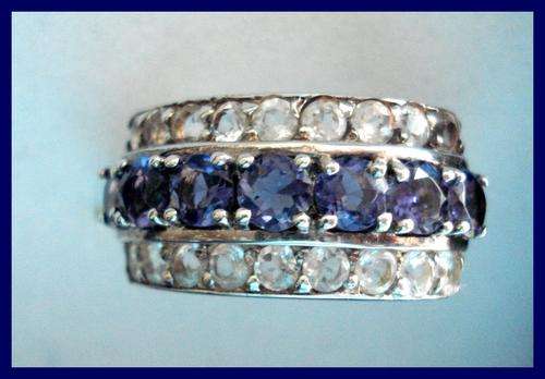 BEAUTIFUL .925 STERLING SILVER RING WITH IOLITES AND TOPAZ SIZE 8
