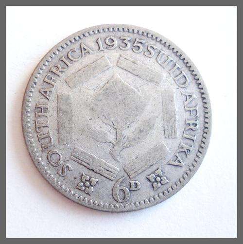 UNION OF SOUTH AFRICA - 1935 SIXPENCE  GEORGE V