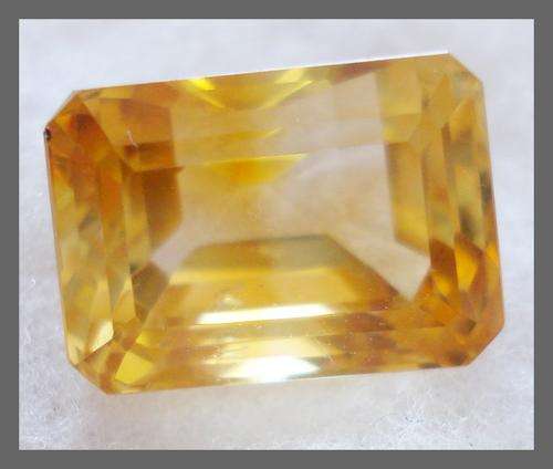 BEAUTIFUL GOLDEN  CITRINE     9.73CT  EMERALD CUT  VERY DEEP STONE