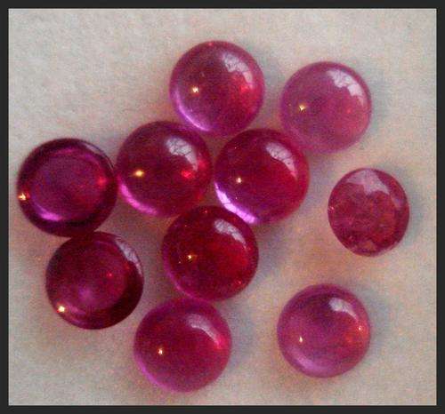 NATURAL PINKY RED RUBIES   ROUND CABS  - 1.71  CT