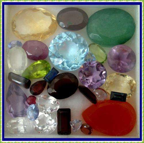 AWESOME LOT OF MIXED GEMS 33.98 + CT  -  AMETHYST, CITRINES PERIDOT TOPAZ ETC