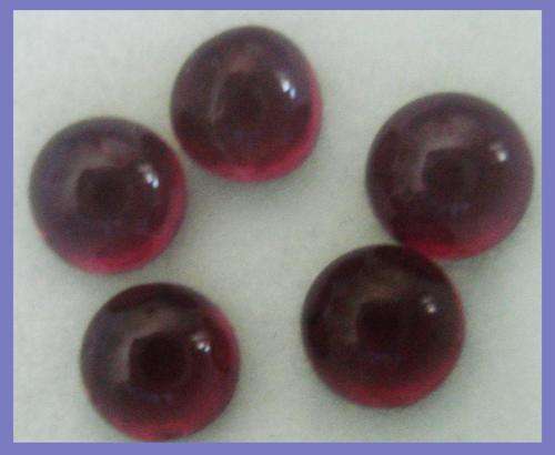BEAUTIFUL SET OF   DEEP RED GARNETS  2.14  CT   ROUND