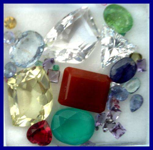 LOVELY SET OF MIXED GEMS - 32 CT   SAPPHIRES   CITRINE ETC