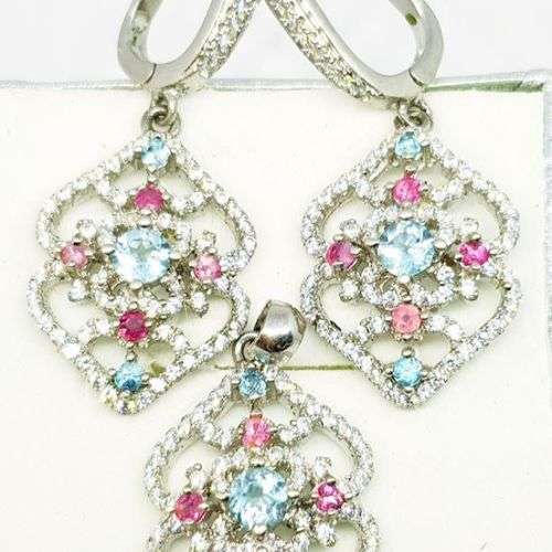 Beautiful Pink Tourmaline, Blue & white topaz Earring and pendant set.  925 Solid sterling silver