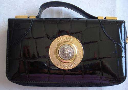 gianni versace vintage medusa pendant ladies purse