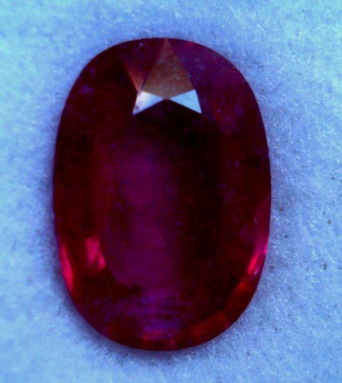 Crimson Red Madagascan Ruby/  oval cut/  11.170cts /  lightly included