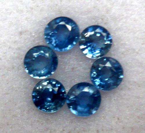 1.025CTS OF AAA+ TOP CORNFLOWER BLUE SAPPHIRES:  SET OF 6/