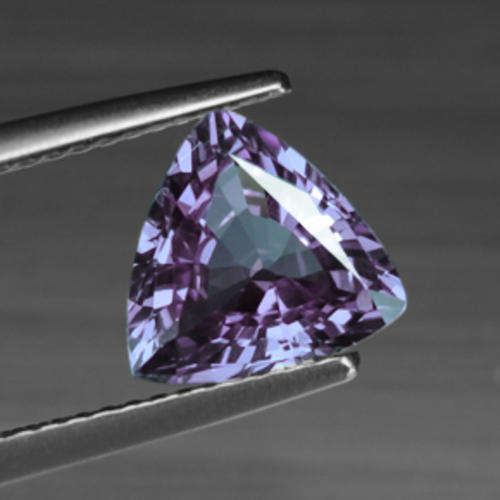 AWESOME 2.60CT TRILLIANT SAPPHIRE