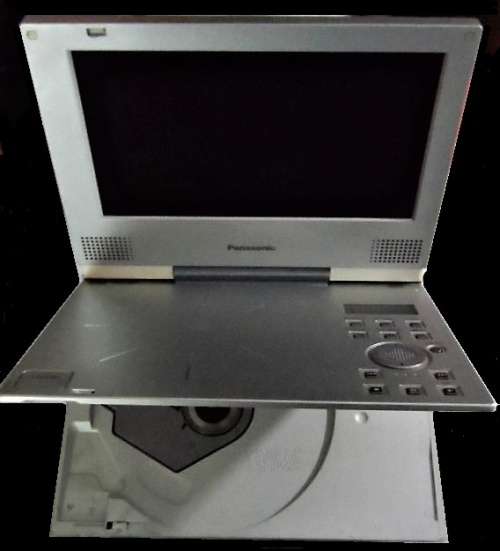 Portable DVD/Video CD/CD Plyer