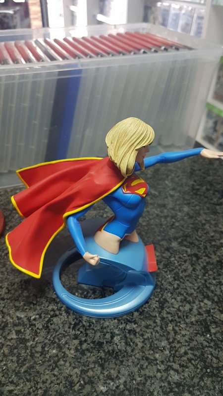 Supergirl Bust Statue