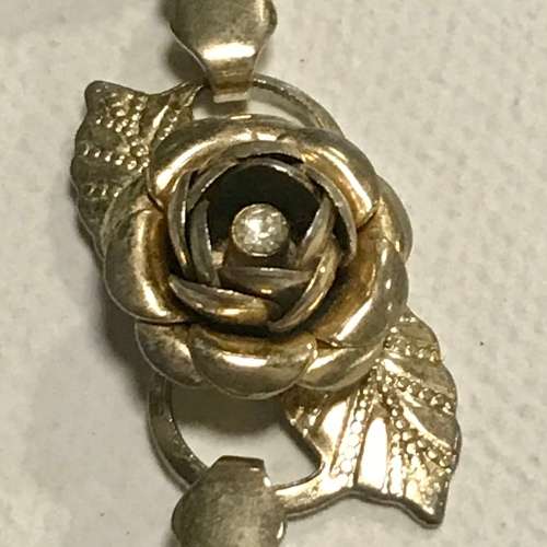 Vintage rose necklace