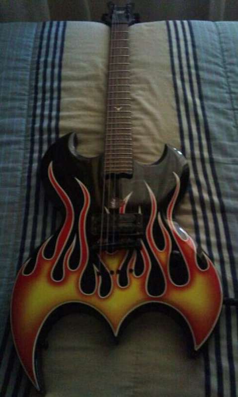Bargain Electric guitar with amp