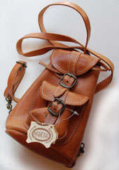 VERY CUTE LITTLE BACKPACK WITH STRAPS (BROWN)