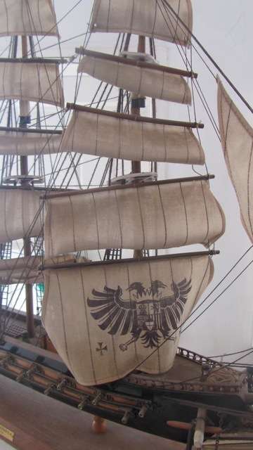 Vintage, collectable, large "Fragata Espanola Ano 1780" model ship for restoration