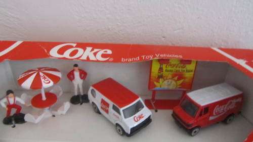 Coca Cola, Coke Brand Toy Vehicles - CH - 2 Van Set