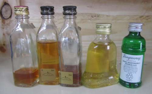 Miniature Whisky / Gin Bottles