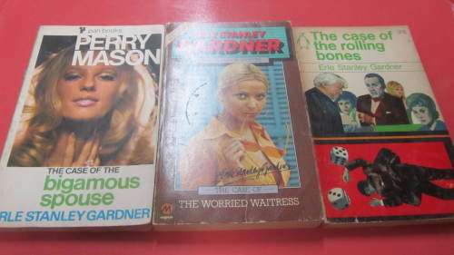8 x Erle Stanley Gardner Novels (Soft Cover) - Perry Mason Cases : All for ONE bid