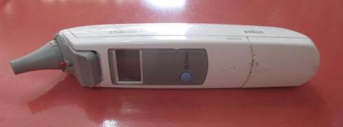 Braun Thermoscan Electronic Ear Thermometer