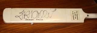 Signed mini cricket bat - JACQUES KALLIS (original autograph)