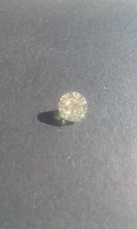 HUGE 1.02ct STUNNING SPARKLING VS2 NATURAL DIAMOND...IGL CERTIFIED.