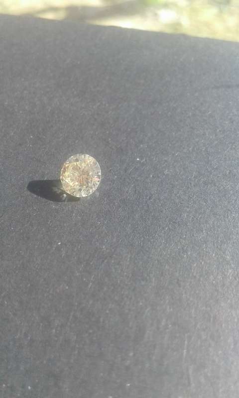 HUGE 1.02ct STUNNING SPARKLING VS2 NATURAL DIAMOND...IGL CERTIFIED.