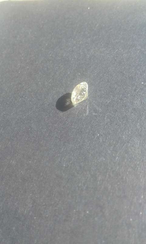 HUGE 1.02ct STUNNING SPARKLING VS2 NATURAL DIAMOND...IGL CERTIFIED.