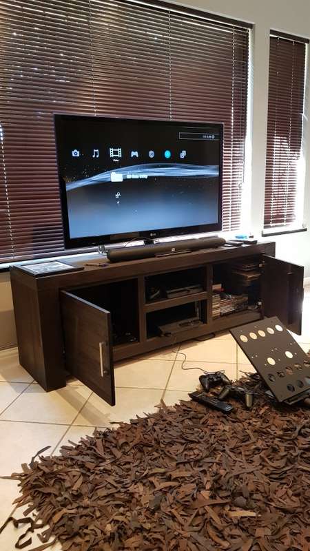 Ps3 bundle, 4 games, gaming seat included