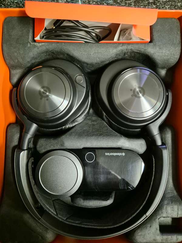 STEELSERIES ARCTIS NOVA PRO wired headset, VERIFIED BEST PC GAMING HEADSET!!!