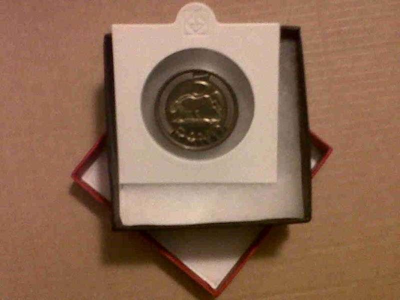 ***2010 R5 UNC Coin - in Coin Holder & Box!***